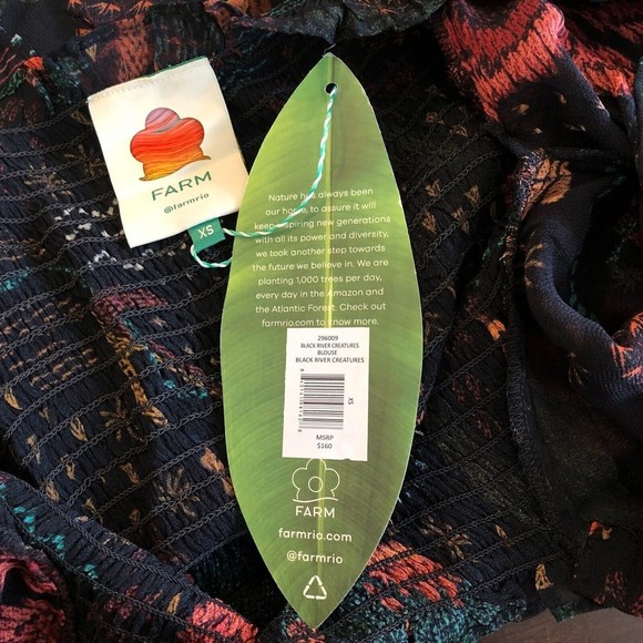 Farm Rio Black River Creatures Smocked Blouse X-Small - Picture 14 of 16